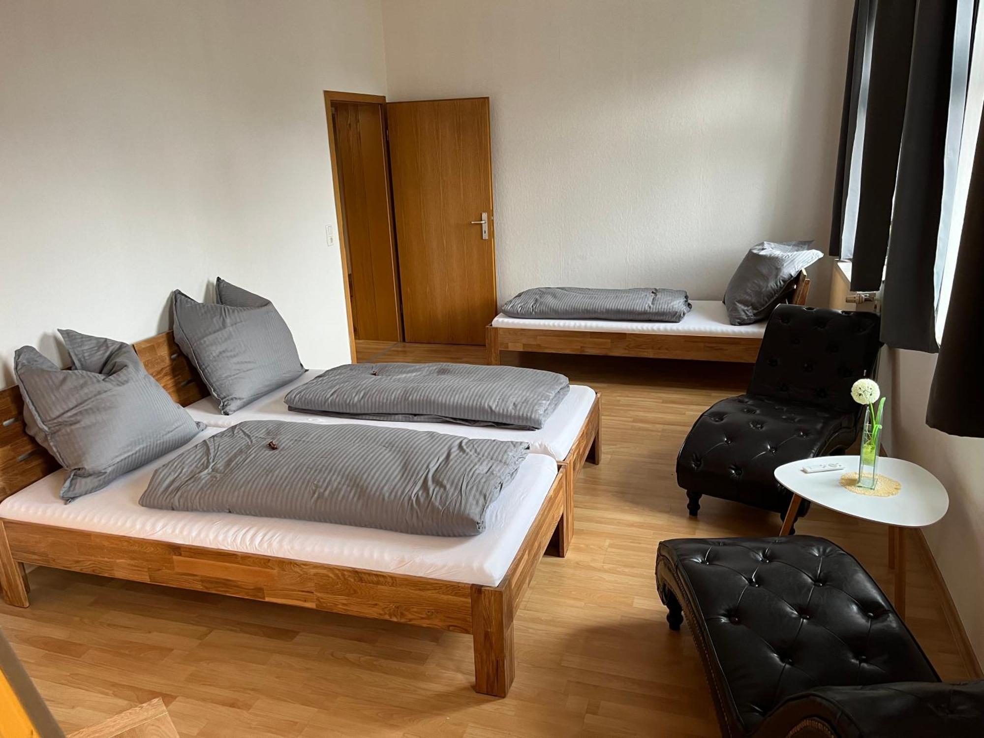 Fewo "Franzi" 5 Personen, Zentrale Lage, Parkplatz Dessau-Rosslau Exterior foto