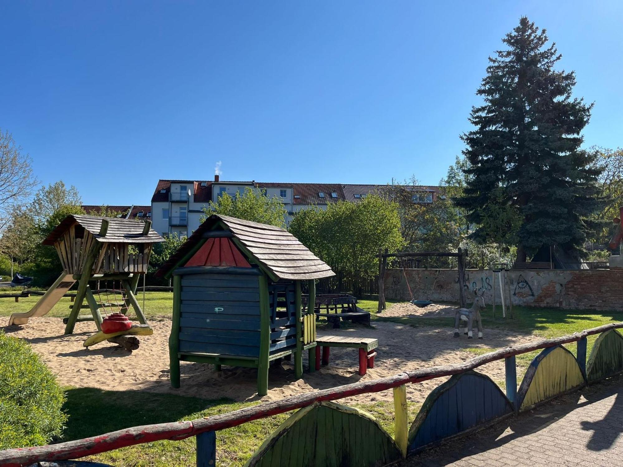 Fewo "Franzi" 5 Personen, Zentrale Lage, Parkplatz Dessau-Rosslau Exterior foto